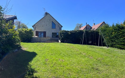 Maison  6 pièce(s) 155 m2