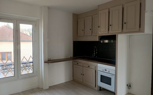 APPARTEMENT ANCIEN MAULE – 3 pièce(s) – 43.5 m2