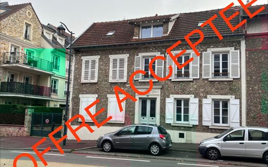 Immeuble entièrement loué. Très bon état. Belle Rentabilité.