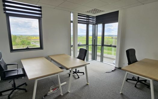 Bureaux Noisy Le Roi de 37m²