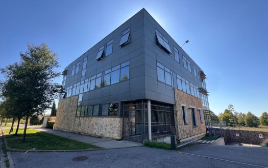 Bureaux Noisy Le Roi de 37m²