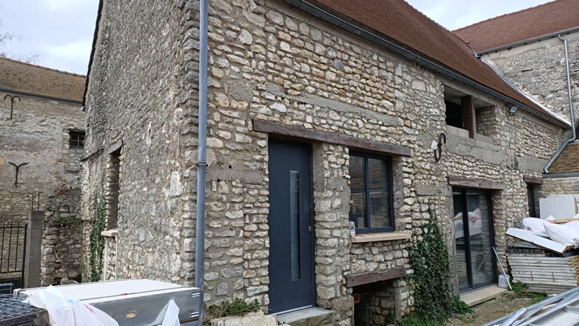 GRANGE A RENOVER