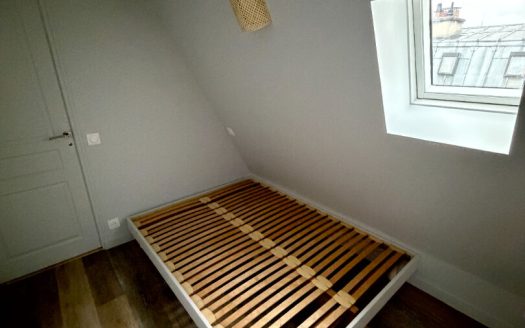 Refait à neuf. 6eme sans asc. Calme. 36m² au sol. 24m² carrez